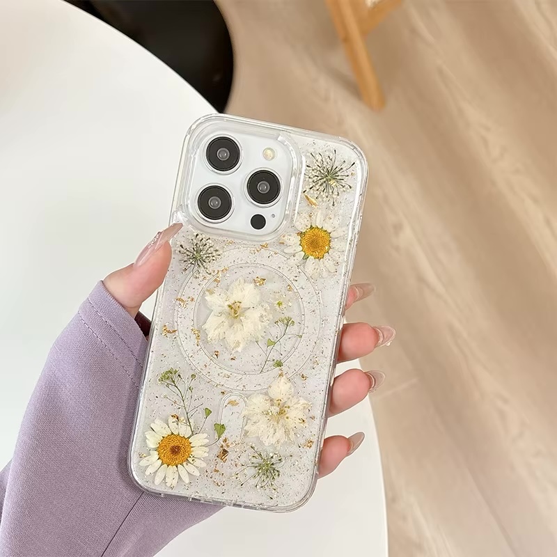 Nico Daisy Flower Strong Case| iPhone 16 Plus